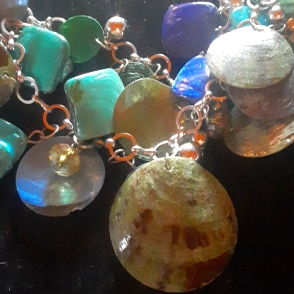 Colorful Shell Statement Necklace - Picture 3 of 8